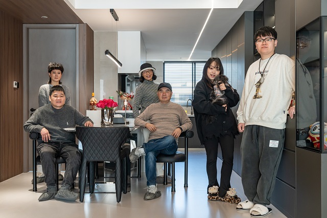 半开放式双人电竞房，全开放式LDK设计，这个125㎡放大了空间，装出了松弛感