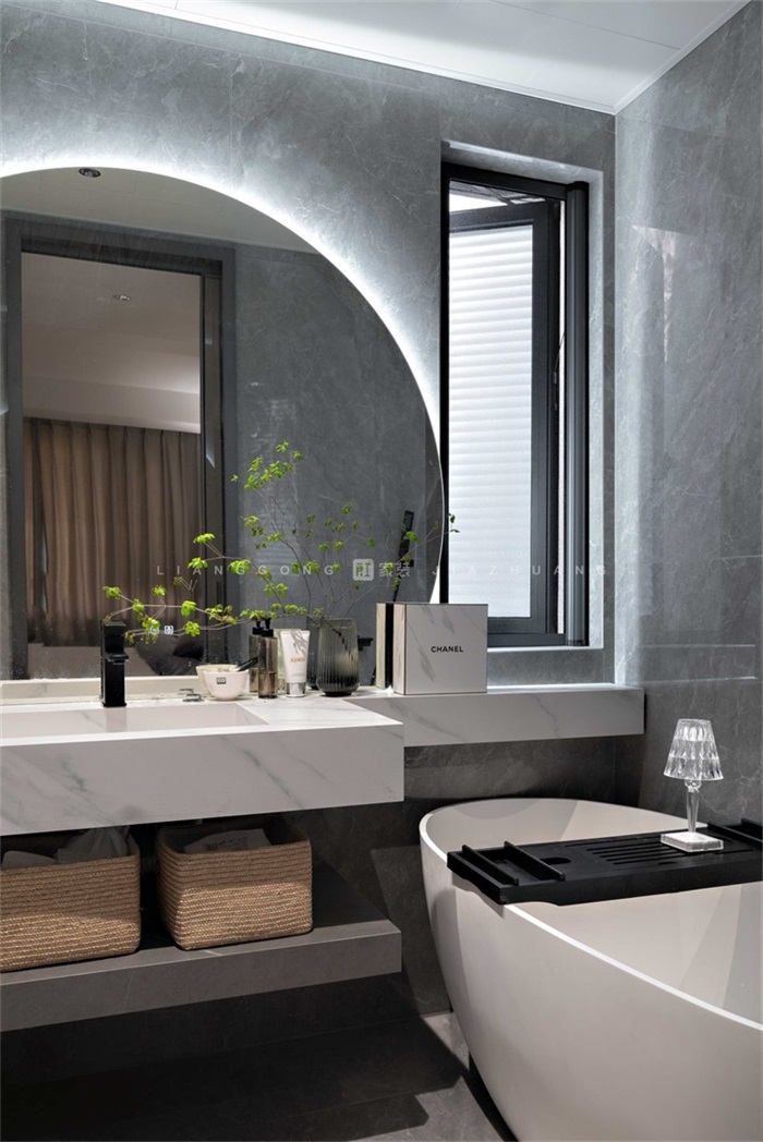 118㎡现代风格卫生间装修案例
