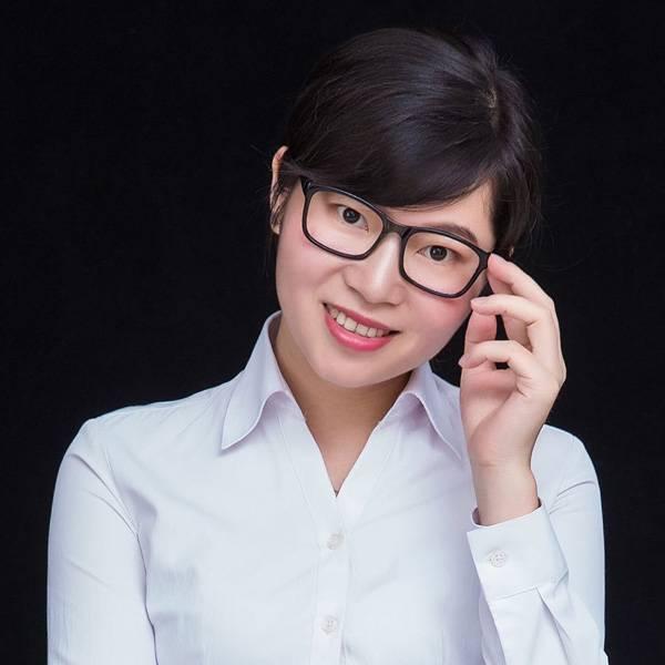 良工家装设计师何丽华