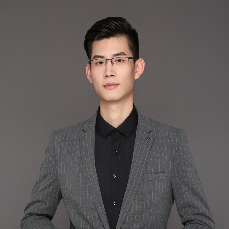 设计师冯山垄